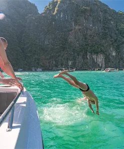 Alternative view of Phi Phi Islands - Khai Island Tour