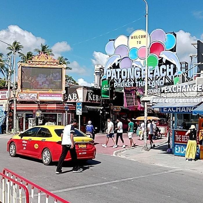 Phuket City Tour