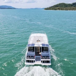 Power Catamaran 4-Engine Boats - Image 4