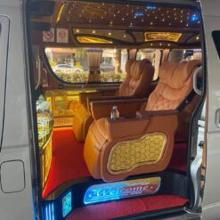 Alternative view of Vip MiniVan Service in Phuket & Throughout Thailand.